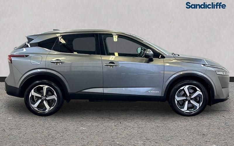 Used Nissan Qashqai N-Connecta 190 HP (139 kW) 2022 Grey SUV