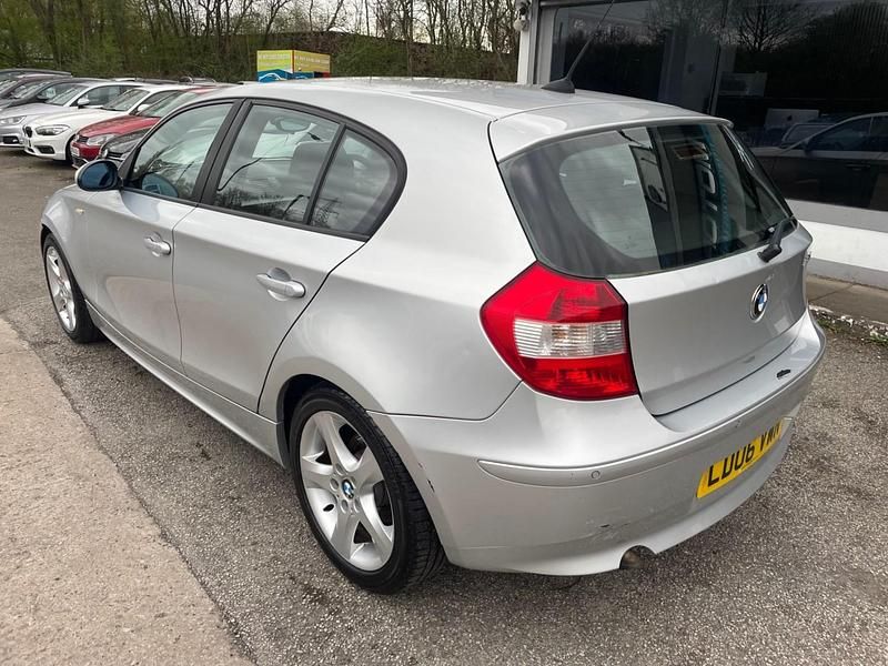 Usado BMW 118 2006 Prateado Citadino