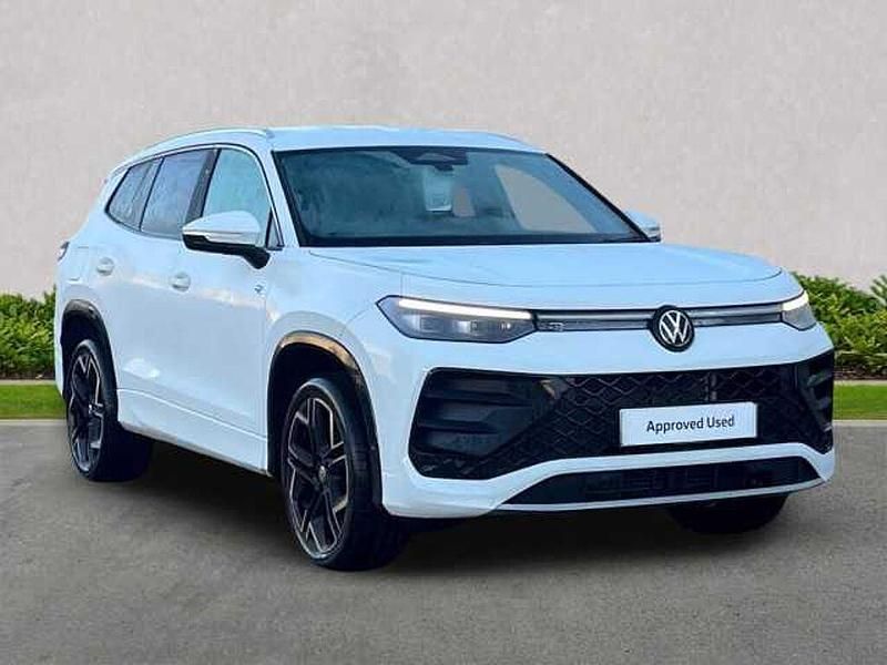 White Used 2025 VW Tayron R-line SUV | £43,187 (Fair price) - Image 1/4