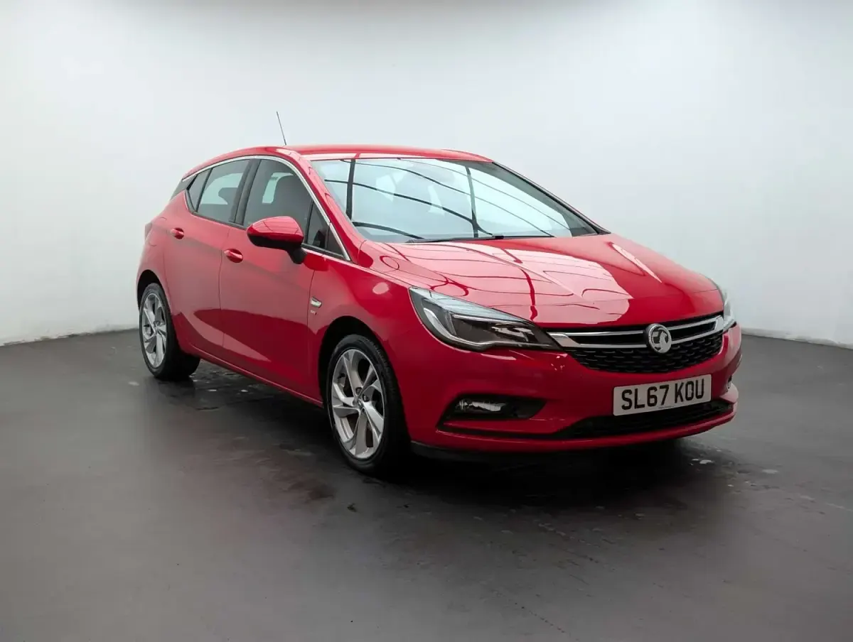 Gebraucht Vauxhall Astra SRi 150 PS (110 kW) 2017 Rot Kleinwagen