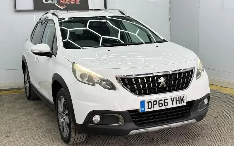 Used Peugeot 2008 Allure 99 HP (72 kW) 2017 SUV
