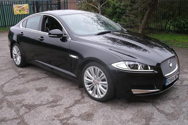 Used Jaguar XF Portfolio 200 HP (147 kW) 2014 Black Sedan