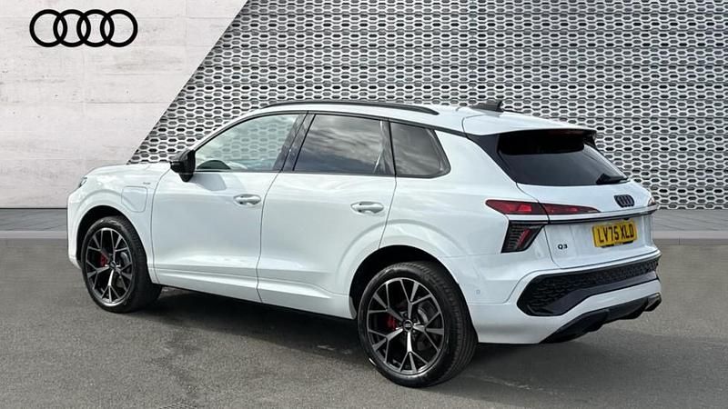 Used Audi Q3 Advanced 272 HP (200 kW) 2025 White SUV