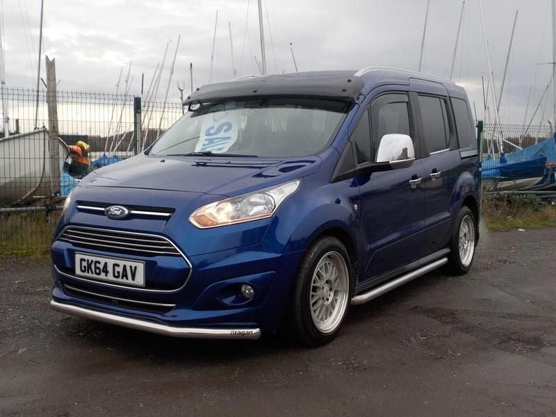 Blue Used 2015 Ford Tourneo Connect Titanium MPV | £8,995 (Fair price) - Image 1/4