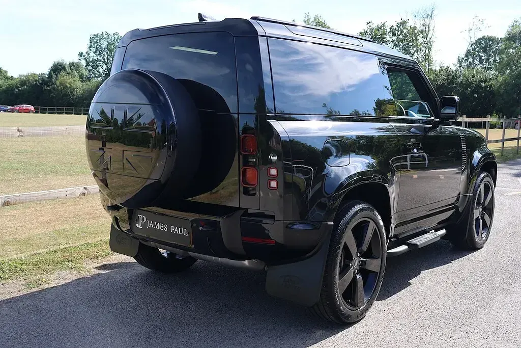 Used Land Rover Defender HSE Dynamic 2023 Black SUV
