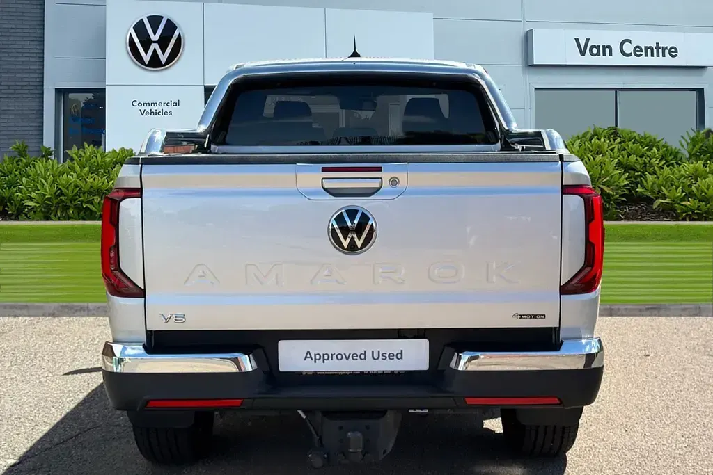 Used VW Amarok Style 237 HP (174 kW) 2023 Multicolour Pickup