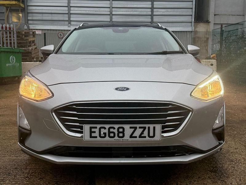 Used Ford Focus Titanium X 120 HP (88 kW) 2019 Silver Estate
