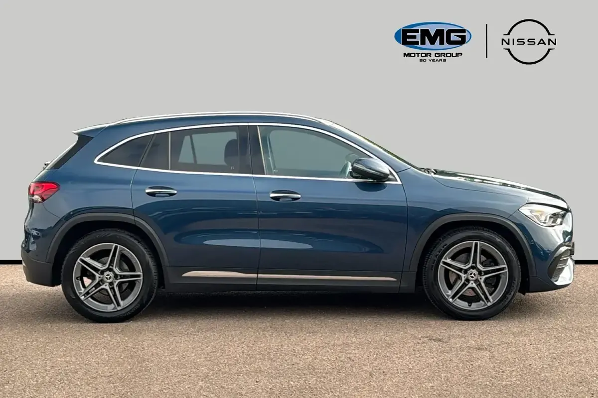Used Mercedes GLA200 AMG Line Premium 150 HP (110 kW) 2021 Blue SUV