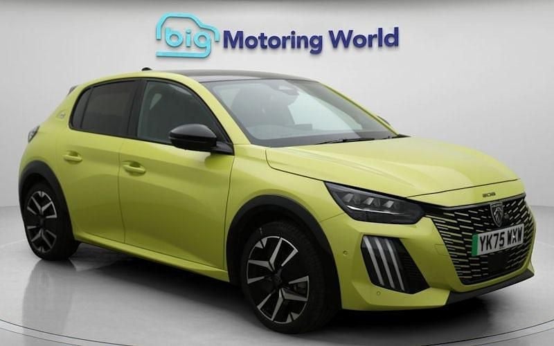New Peugeot e-208 Premium 114 kW (156 HP) 2025 Yellow Hatchback