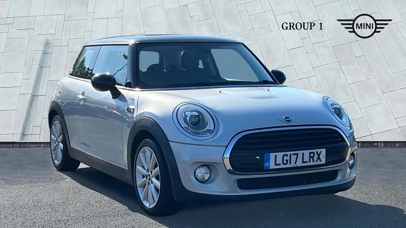 Used Mini Cooper Hatch 134 HP (98 kW) 2017 Silver Hatchback