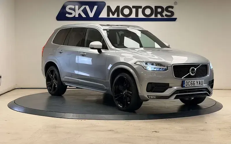 Used Volvo XC90 R-Design 235 HP (172 kW) 2017 Silver SUV