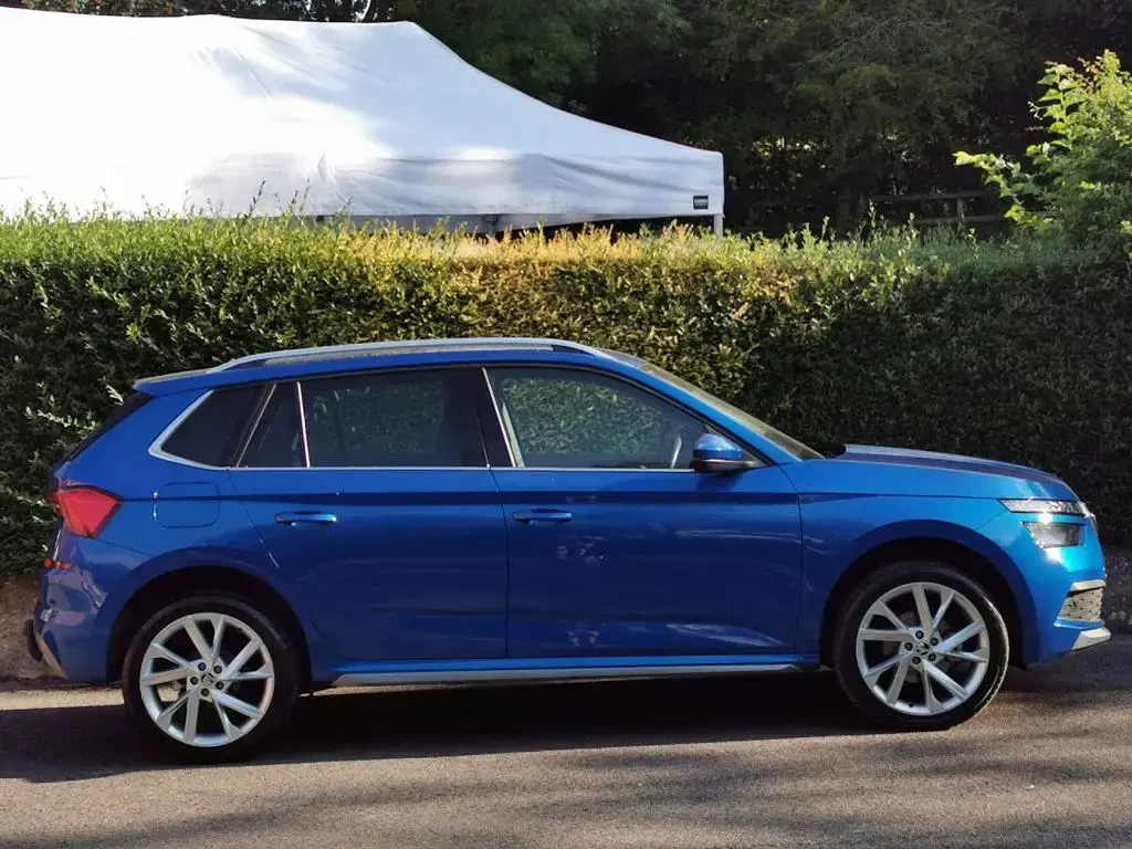 Used Skoda Kamiq SE L Executive 110 HP (80 kW) 2024 Blue SUV