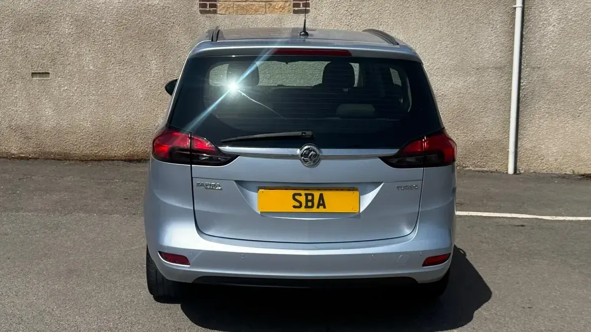 Used Vauxhall Zafira 140 HP (102 kW) 2016 Silver MPV