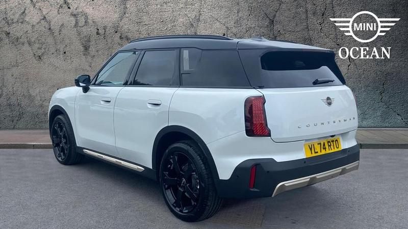 Used Mini Countryman 168 HP (123 kW) 2025 White SUV