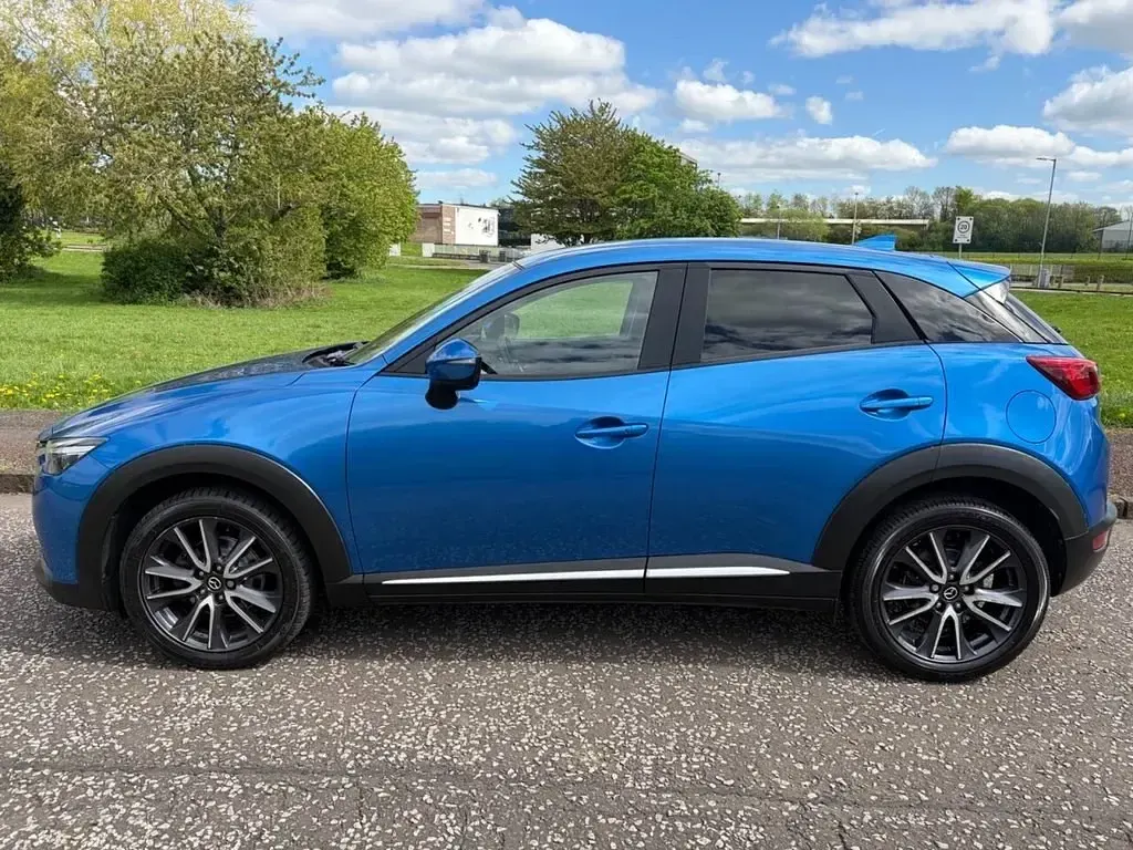 Begagnad Mazda CX-3 Inclusive 121 HK (88 kW) 2018 Blå SUV