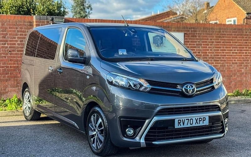 Used Toyota Proace Verso City 180 HP (132 kW) 2019 Grey Estate