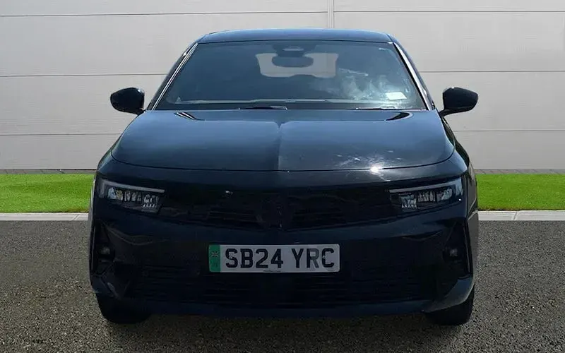 Used Vauxhall Astra 114 kW (156 HP) 2026 Estate