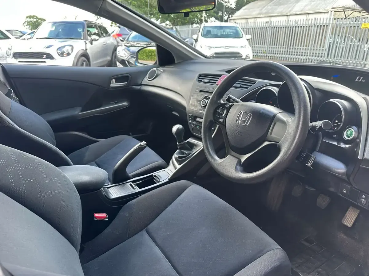 Used Honda Civic SE 120 HP (88 kW) 2013 Grey Hatchback