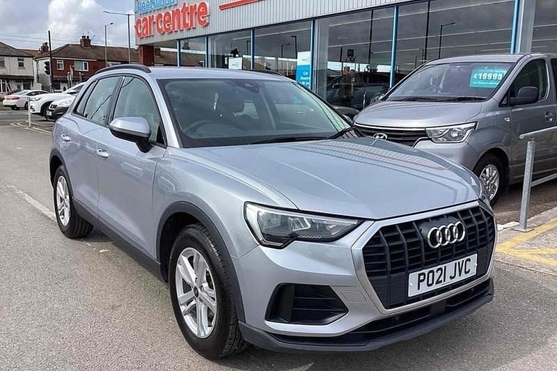 Used Audi Q3 Design 150 HP (110 kW) 2021 SUV