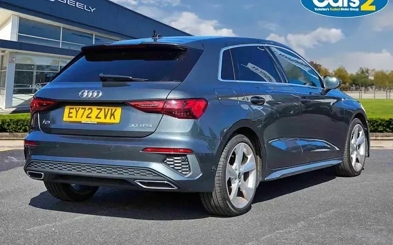 Used Audi A3 Sportback S-Line 110 HP (80 kW) 2023 Green Hatchback