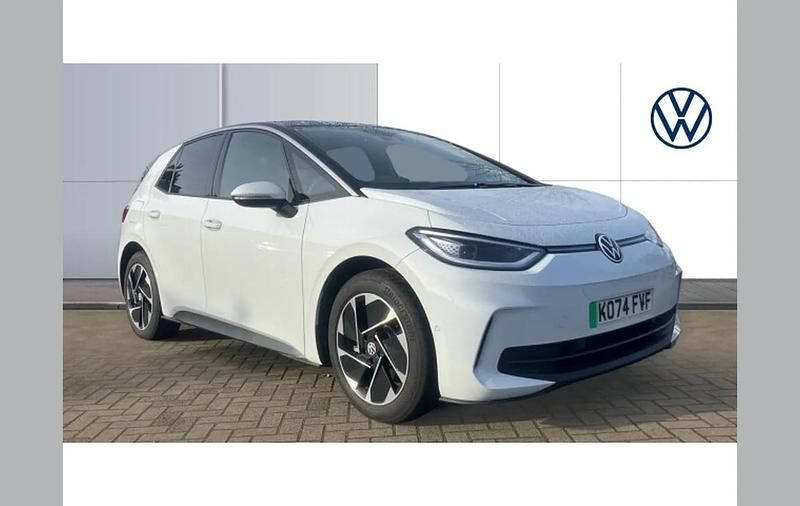 Used VW ID.3 Pro 147 kW (200 HP) 2025 White Hatchback