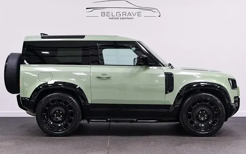 Used Land Rover Defender 75th Limited Edition 300 HP (220 kW) 2023 SUV