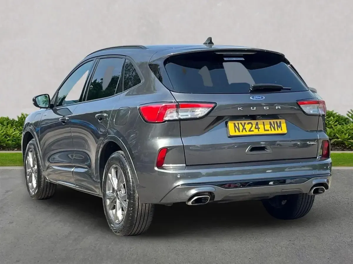 Usado Ford Kuga ST-Line 2024 Cinzento SUV