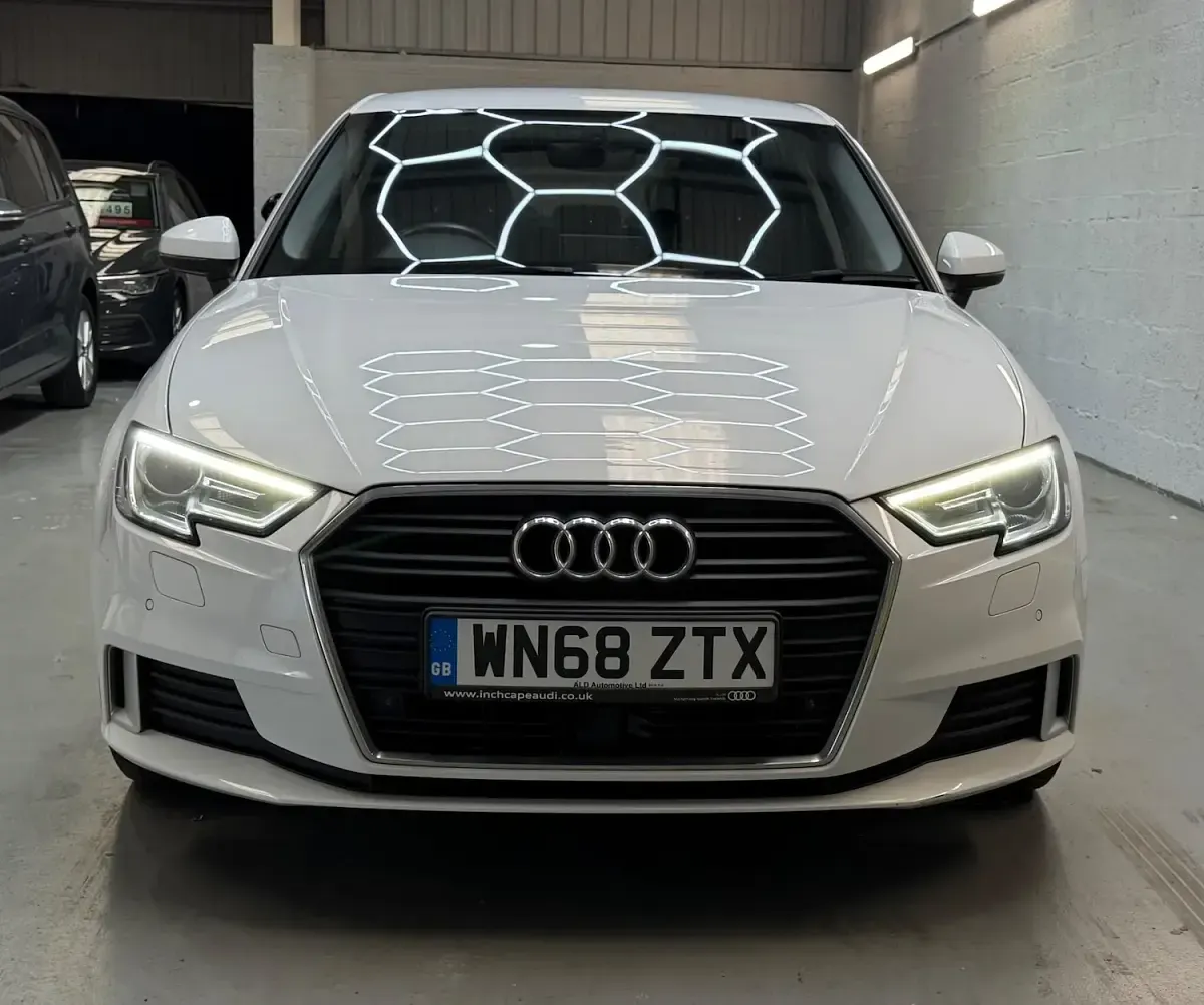 Used Audi A3 Sport 116 HP (85 kW) 2018 White Sedan