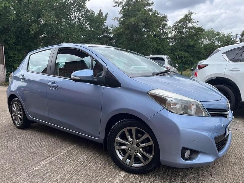 Blue Used 2014 Toyota Yaris Plus Hatchback | £5,295 (Fair price) - Image 1/3