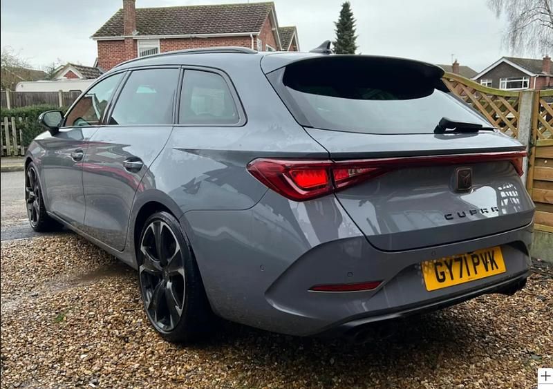 Used Cupra Leon VZ2 310 HP (228 kW) 2021 Grey Estate