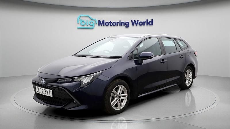 Used Toyota Corolla 121 HP (88 kW) 2023 Estate