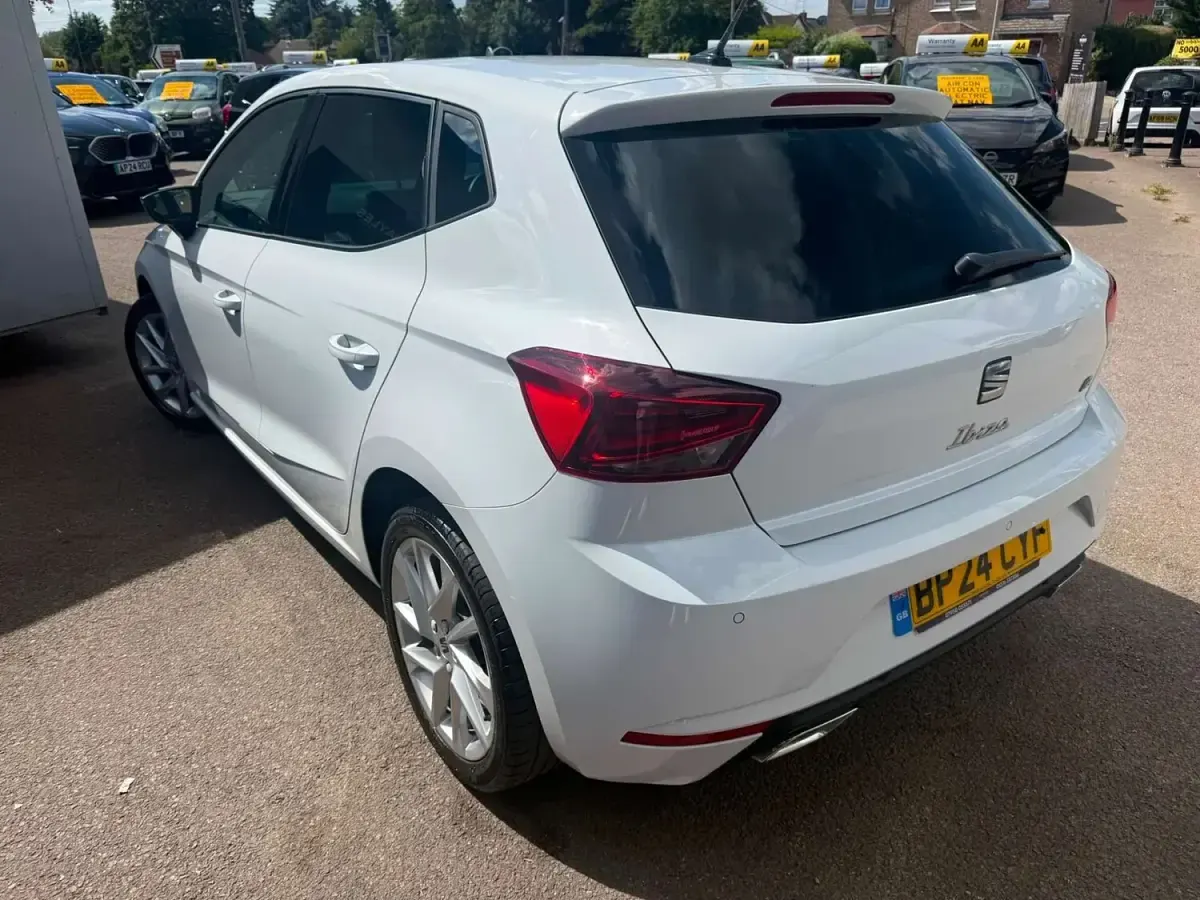 Used Seat Ibiza FR 113 HP (83 kW) 2024 White Hatchback