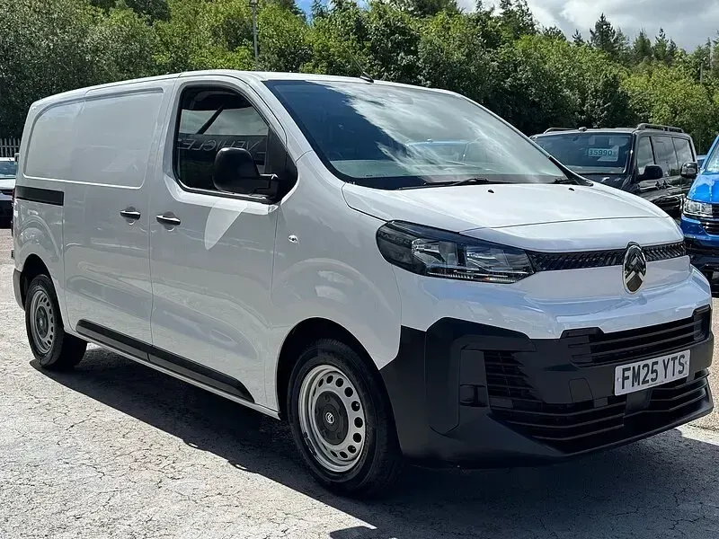 Used Citroën Dispatch 120 HP (88 kW) 2025 White MPV