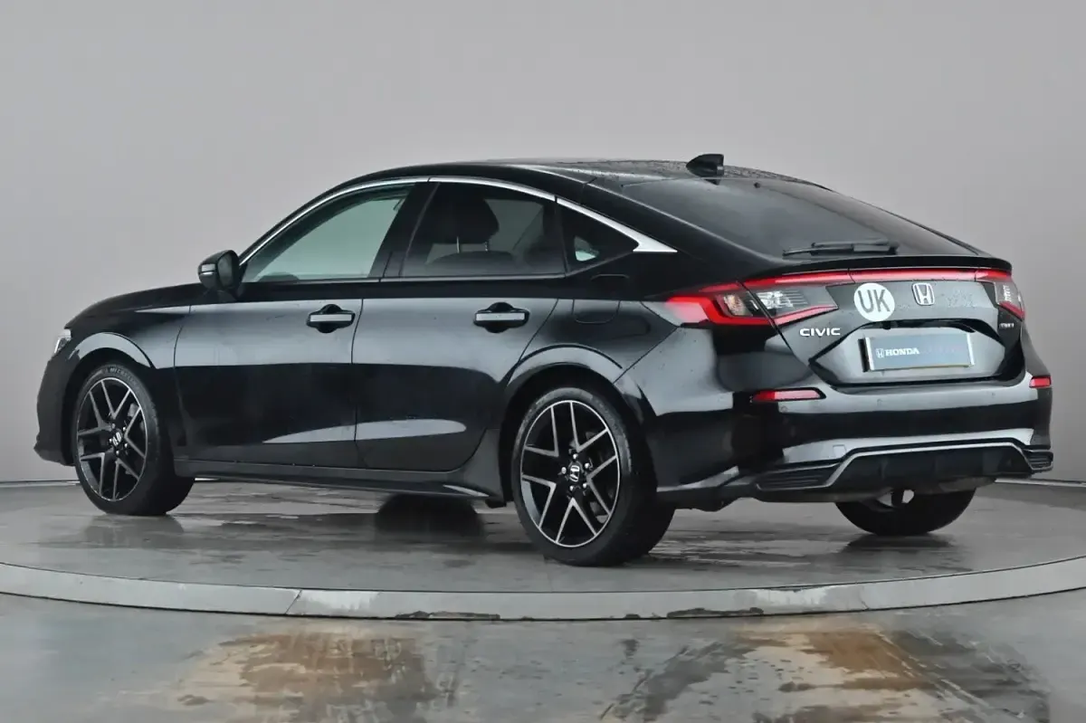 Used Honda Civic Advance 184 HP (135 kW) 2022 Black Hatchback