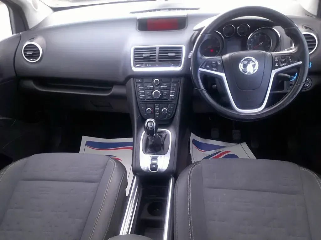 Used Vauxhall Meriva 140 HP (102 kW) 2016 Blue MPV