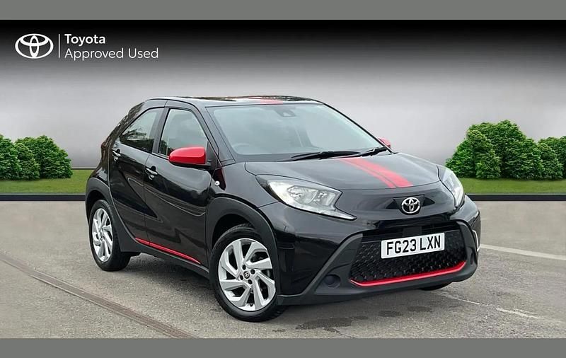 Eclipse black Used 2023 Toyota Aygo X PURE SUV | £11,290 - Image 1/4