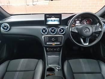 Used Mercedes A180 Sport Edition 122 HP (89 kW) 2018 Blue Hatchback