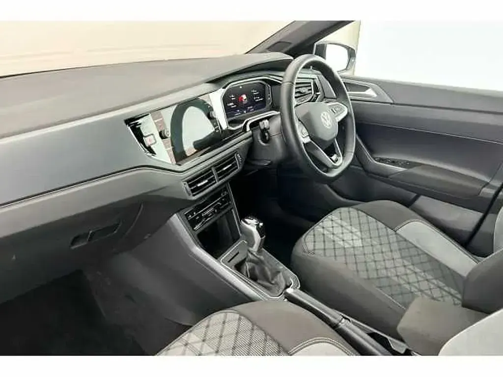 Used VW Polo 115 HP (84 kW) 2025 Hatchback
