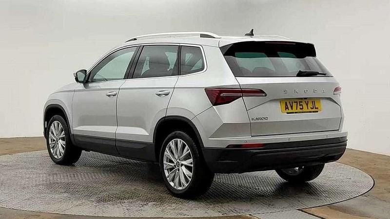 New Skoda Karoq SE L 150 HP (110 kW) 2025 Brilliant silver metallic SUV