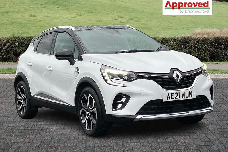 Used Renault Captur 143 HP (105 kW) 2021 White/black SUV