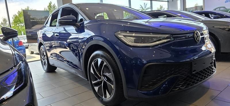Blue dusk metallic black Used 2025 VW ID.5 Pro SUV | £31,000 (A bit pricey) - Image 1/4