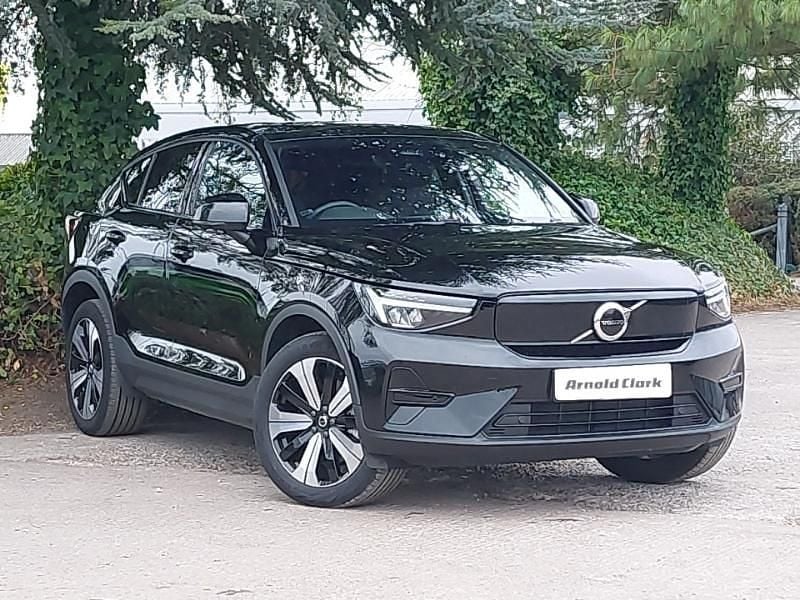Black Used 2022 Volvo C40 Core SUV | £20,998 (Fair price) - Image 1/4