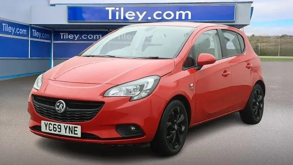 Used Vauxhall Corsa 75 HP (55 kW) 2019 Red Hatchback