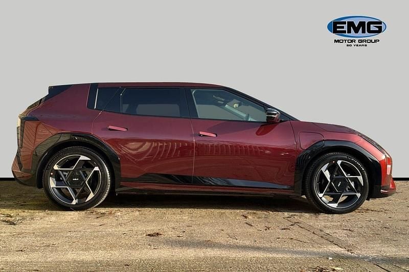 Used Kia EV4 GT-Line 150 kW (204 HP) 2025 Red Hatchback