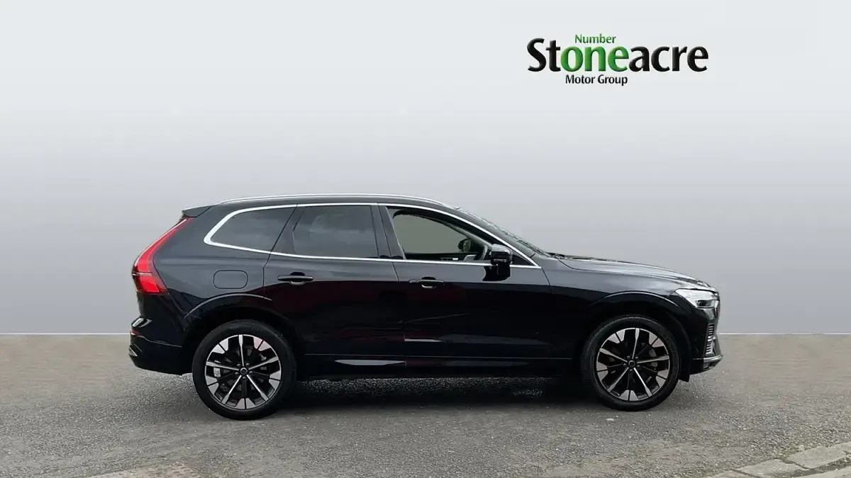 Used Volvo XC60 Ultra 247 HP (181 kW) 2025 Black SUV