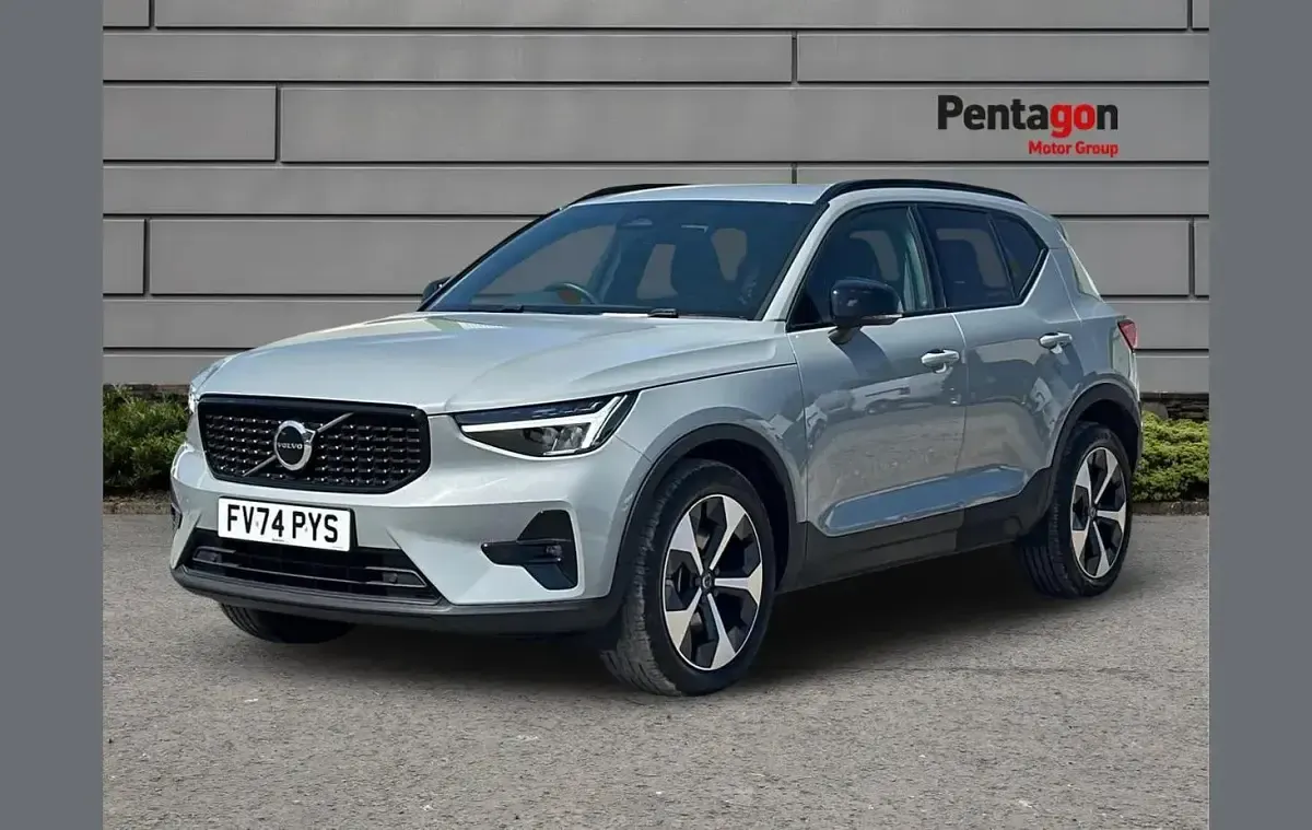 Used Volvo XC40 Plus 194 HP (142 kW) 2024 Grey SUV