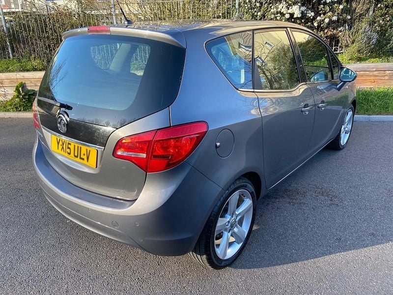 Used Vauxhall Meriva 100 HP (73 kW) 2015 Grey MPV