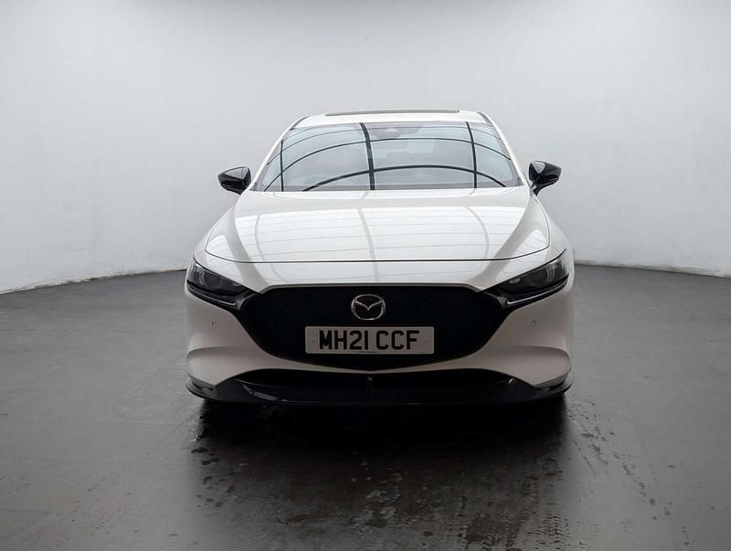 Used Mazda 3 Inclusive 122 HP (89 kW) 2021 White Hatchback