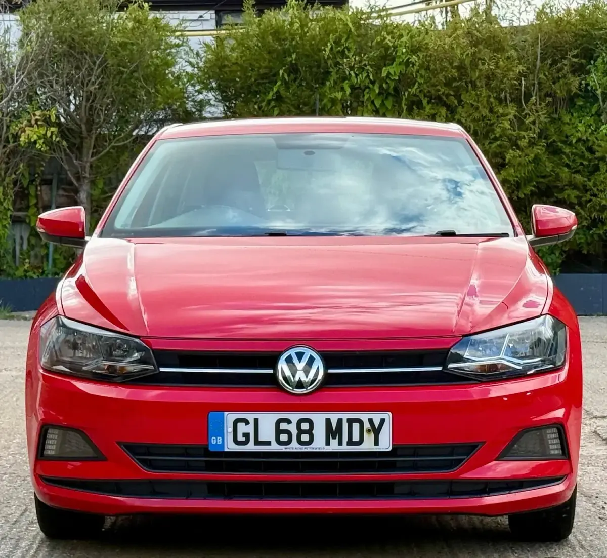 Used VW Polo SE 65 HP (47 kW) 2018 Red Hatchback
