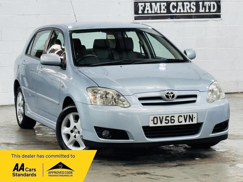 Blue Used 2006 Toyota Corolla Hatchback | £3,500 (Fair price) - Image 1/3